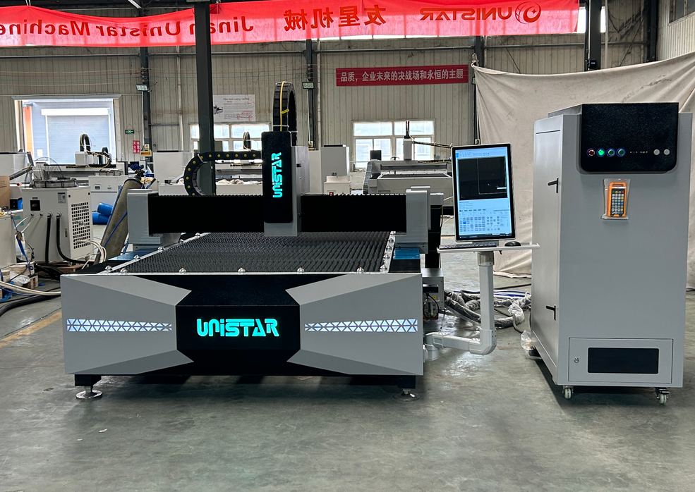 3kw Fiber Laser CNC Metal SheetCutting Machine